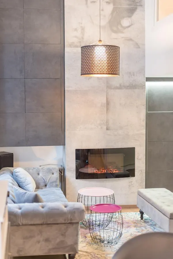 Apartment In Andrassy Avenue Budapest