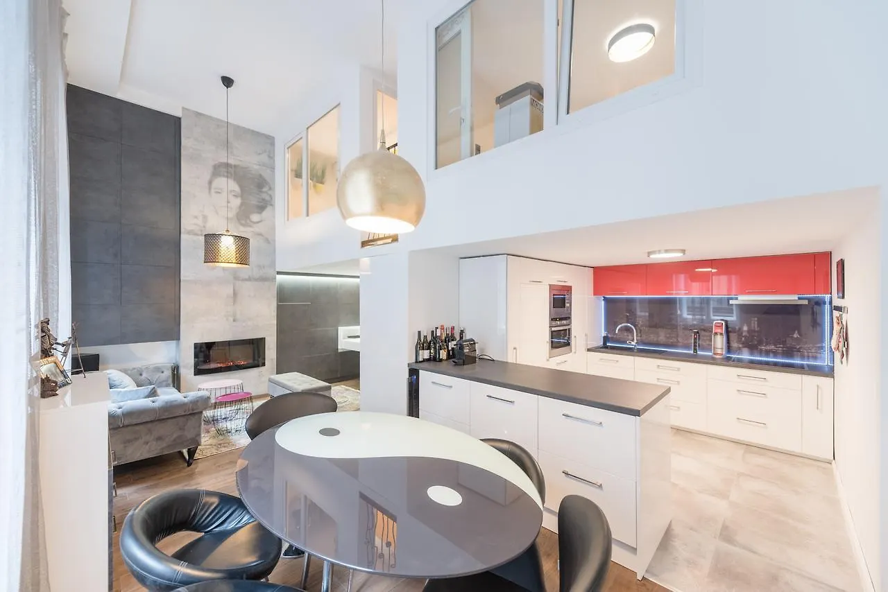 Apartment In Andrassy Avenue Budapeszt