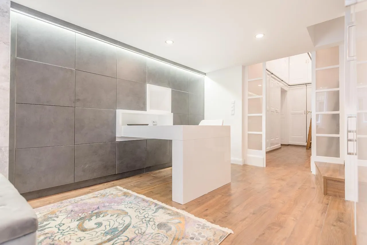 Apartment In Andrassy Avenue Budapeszt